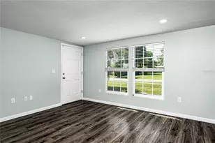 3504 38th St E, Palmetto, FL 34221 - Photo 4