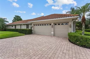 7808 Derby Ct, Lakewood Ranch, FL 34202 - Photo 2
