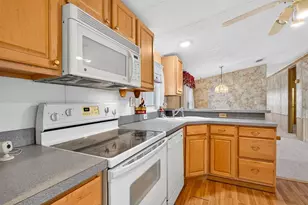 9107 34th Ave E, Palmetto, FL 34221 - Photo 22