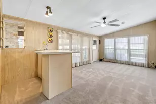 9107 34th Ave E, Palmetto, FL 34221 - Photo 44