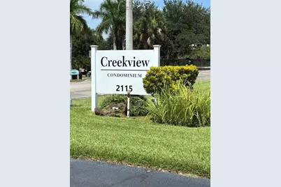 2115 9th Avenue W #6B, Bradenton, FL 34205 - Photo 2