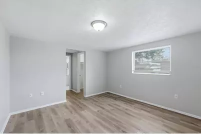2173 Fiesta Drive, Sarasota, FL 34231 - Photo 20