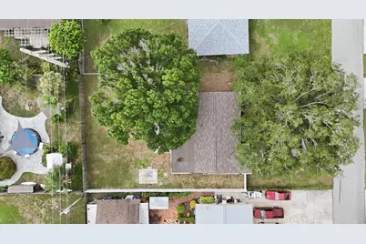 2173 Fiesta Drive, Sarasota, FL 34231 - Photo 36