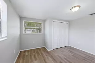 2173 Fiesta Dr, Sarasota, FL 34231 - Photo 28