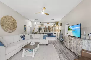 1135 Lake House Cir, Sarasota, FL 34242 - Photo 2