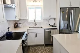211 22nd St NE, Bradenton, FL 34208 - Photo 20