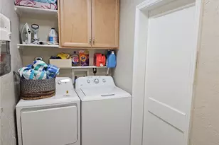 211 22nd St NE, Bradenton, FL 34208 - Photo 36