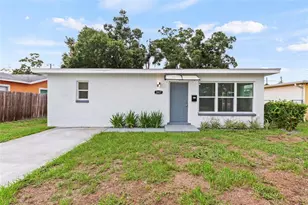 2827 16th Ave S, Saint Petersburg, FL 33712 - Photo 1