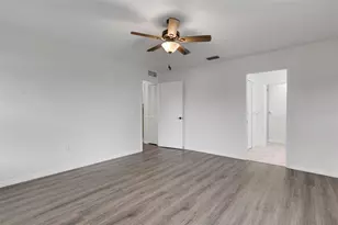 3209 Pafko Dr, Sarasota, FL 34232 - Photo 32