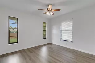 3209 Pafko Dr, Sarasota, FL 34232 - Photo 36