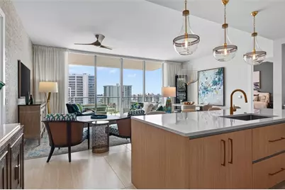301 Quay Commons #1009, Sarasota, FL 34236 - Photo 4