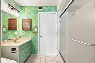 240 Sherwood Dr, Bradenton, FL 34210 - Photo 20