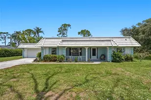 427 Rubens Dr, Nokomis, FL 34275 - Photo 1
