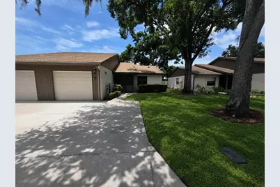 225 Oak Hill Drive #10, Sarasota, FL 34232 - Photo 1