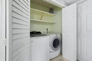 4089 King Richard Dr, Sarasota, FL 34232 - Photo 24