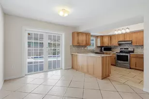 4089 King Richard Dr, Sarasota, FL 34232 - Photo 16
