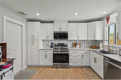 7307 14th Avenue W, Bradenton, FL 34209 - Photo 6