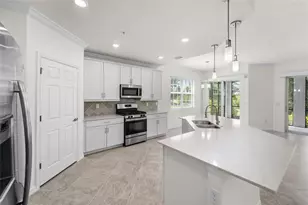 7342 Divot Loop, Lakewood Ranch, FL 34202 - Photo 8