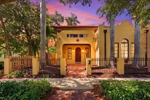 1719 7th St, Sarasota, FL 34236 - Photo 1