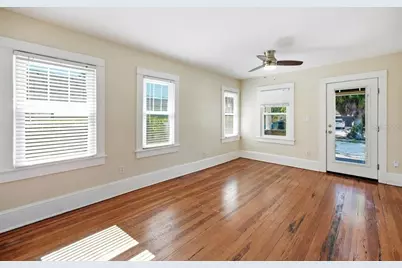 2048 5th Street, Sarasota, FL 34237 - Photo 2