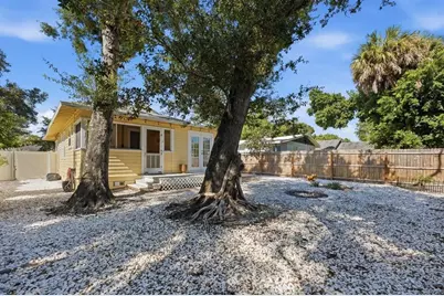2048 5th Street, Sarasota, FL 34237 - Photo 6