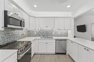 1508 Pelican Cove Rd, Sarasota, FL 34231 - Photo 8