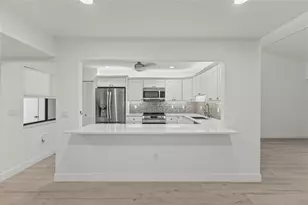 1508 Pelican Cove Rd, Sarasota, FL 34231 - Photo 6