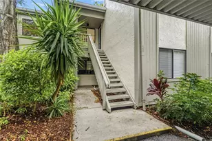 1508 Pelican Cove Rd, Sarasota, FL 34231 - Photo 1