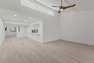 1508 Pelican Cove Rd, Sarasota, FL 34231 - Photo 10