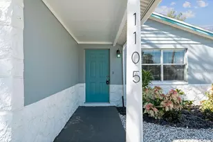 1105 58th St S, Saint Petersburg, FL 33707 - Photo 2