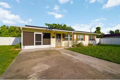 4704 Park Acres Drive, Bradenton, FL 34207 - Photo 2