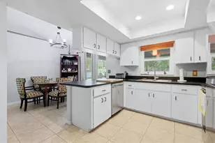 5874 Covington Way, Sarasota, FL 34232 - Photo 6