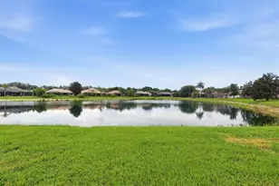 6915 Honeysuckle Trail, Lakewood Ranch, FL 34202 - Photo 52