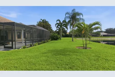 6915 Honeysuckle Trail, Lakewood Ranch, FL 34202 - Photo 50