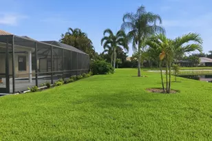 6915 Honeysuckle Trail, Lakewood Ranch, FL 34202 - Photo 50