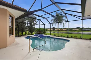 6915 Honeysuckle Trail, Lakewood Ranch, FL 34202 - Photo 48