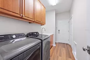 6915 Honeysuckle Trail, Lakewood Ranch, FL 34202 - Photo 36