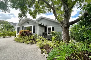 2703 10th Ave W, Bradenton, FL 34205 - Photo 1