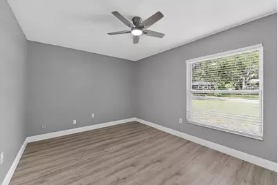 5235 Robin Lane N, Saint Petersburg, FL 33714 - Photo 26