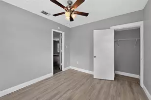 5235 Robin Ln N, Saint Petersburg, FL 33714 - Photo 14