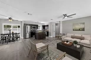 5235 Robin Ln N, Saint Petersburg, FL 33714 - Photo 4