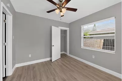 5235 Robin Lane N, Saint Petersburg, FL 33714 - Photo 28