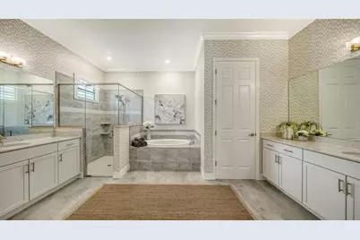 7005 Whittlebury Trail, Lakewood Ranch, FL 34202 - Photo 28