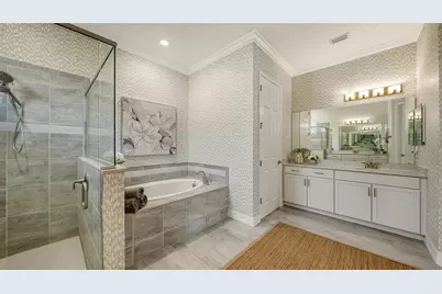 7005 Whittlebury Trail, Lakewood Ranch, FL 34202 - Photo 30