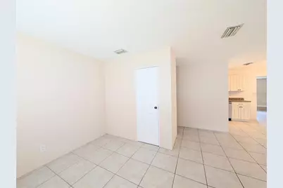1708 Bayshore Gardens Parkway, Bradenton, FL 34207 - Photo 16