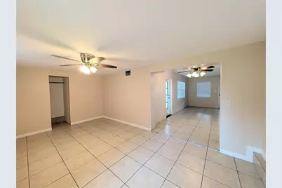 1708 Bayshore Gardens Parkway, Bradenton, FL 34207 - Photo 10