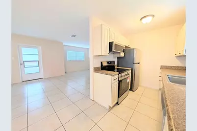 1708 Bayshore Gardens Parkway, Bradenton, FL 34207 - Photo 6