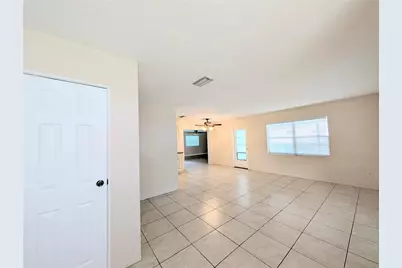 1708 Bayshore Gardens Parkway, Bradenton, FL 34207 - Photo 18