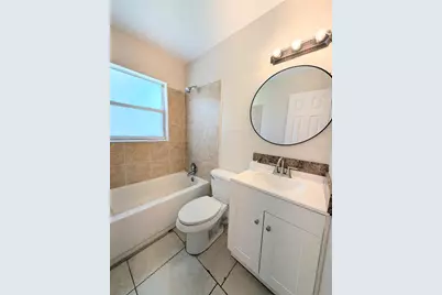 1708 Bayshore Gardens Parkway, Bradenton, FL 34207 - Photo 20