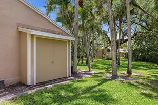 5063 Village Gardens Dr, Sarasota, FL 34234 - Photo 28